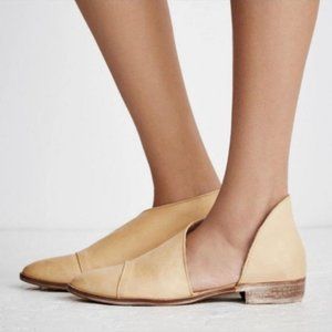 Free People Royale Flats Nude Natural Leather Cut Out Pointed Toe Bootie 39 EU /